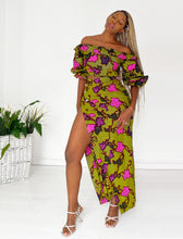 Load image into Gallery viewer, Beautiful African dresses
